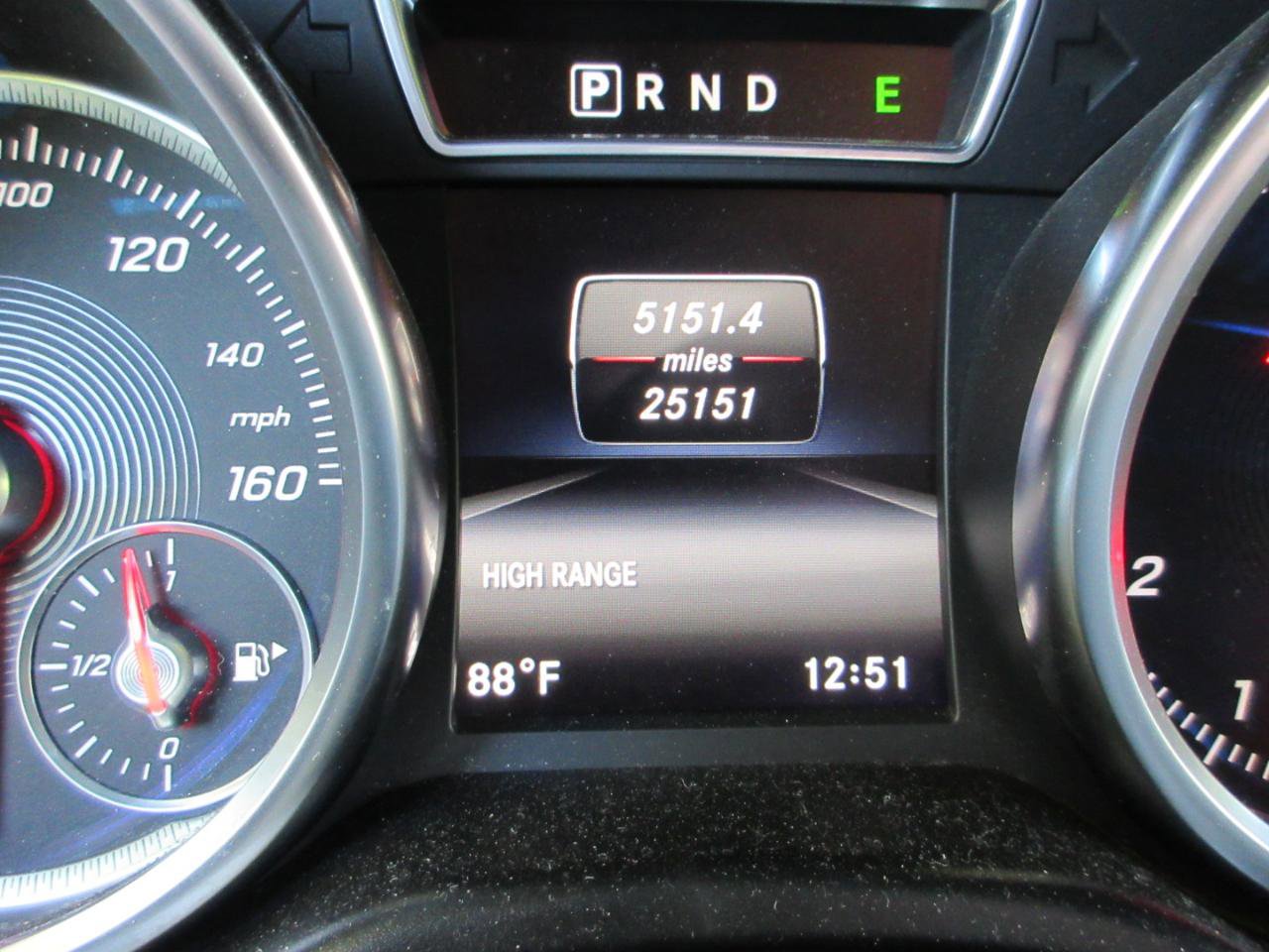 Used 2017 Mercedes-Benz G 550 image 4