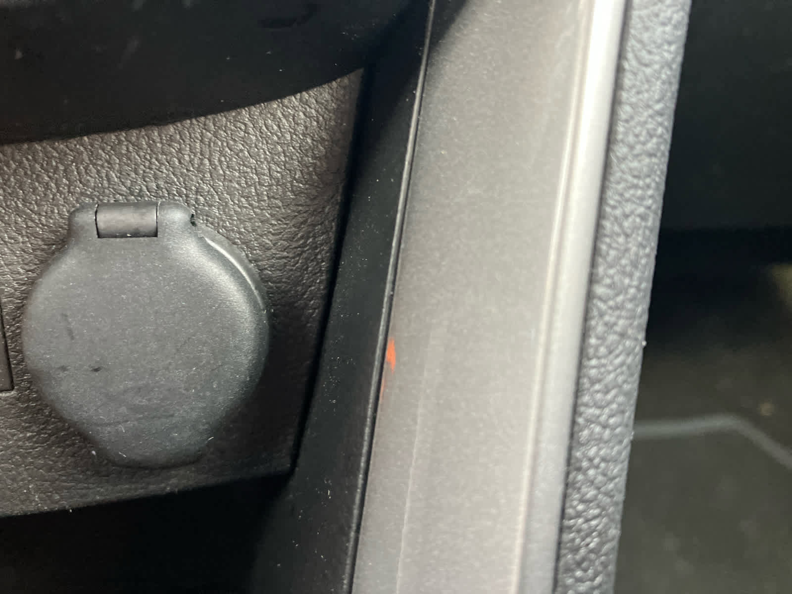 Used 2022 Chevrolet Trax LT w/ Driver Confidence Package image 23