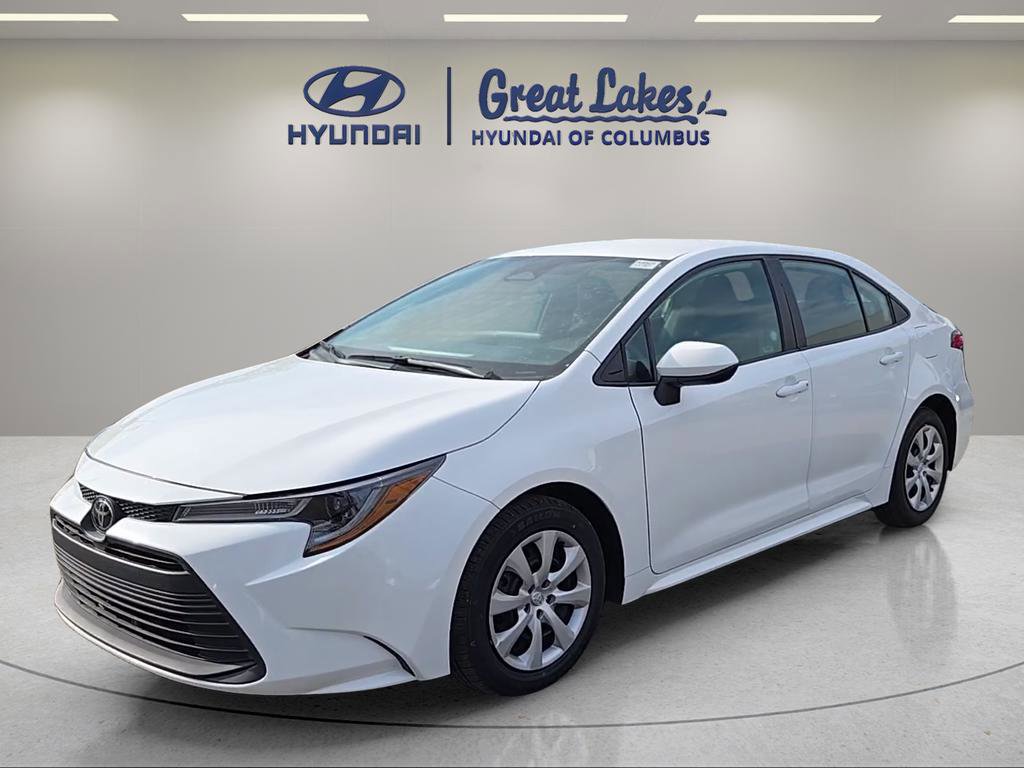 Used 2024 Toyota Corolla LE FWD image 1