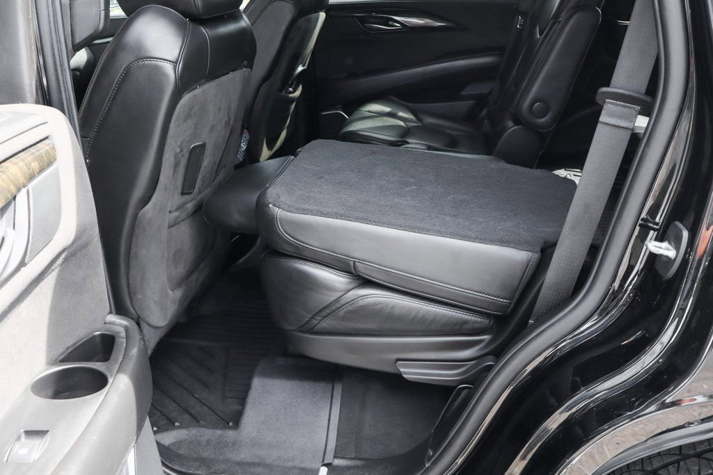 Used 2019 Cadillac Escalade Platinum AWD/4WD image 41