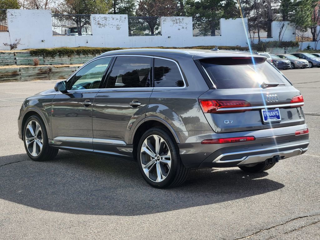Used 2021 Audi Q7 3.0T Prestige w/ Prestige Package image 5