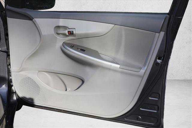 Used 2010 Toyota Corolla LE FWD image 27