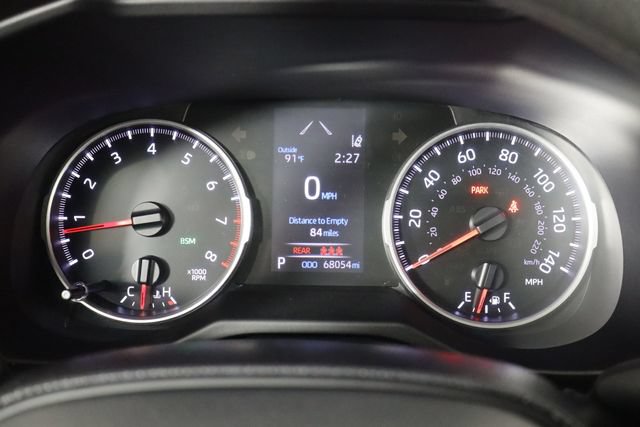 Used 2019 Toyota RAV4 XLE w/ Convenience Package AWD/4WD image 11