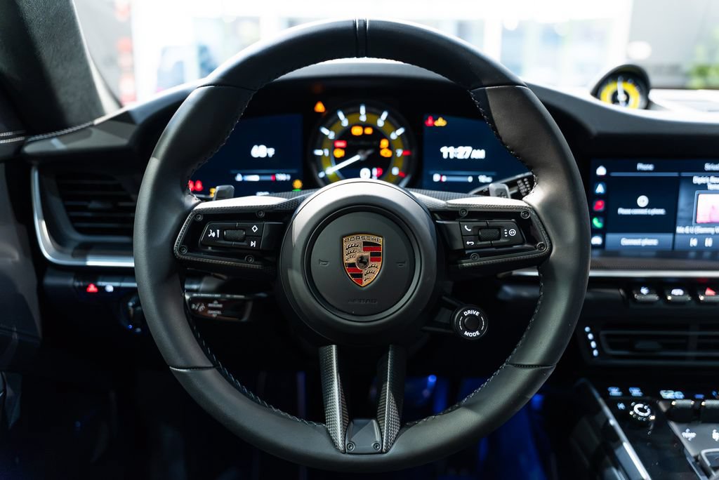 Used 2025 Porsche 911 Turbo AWD/4WD image 5