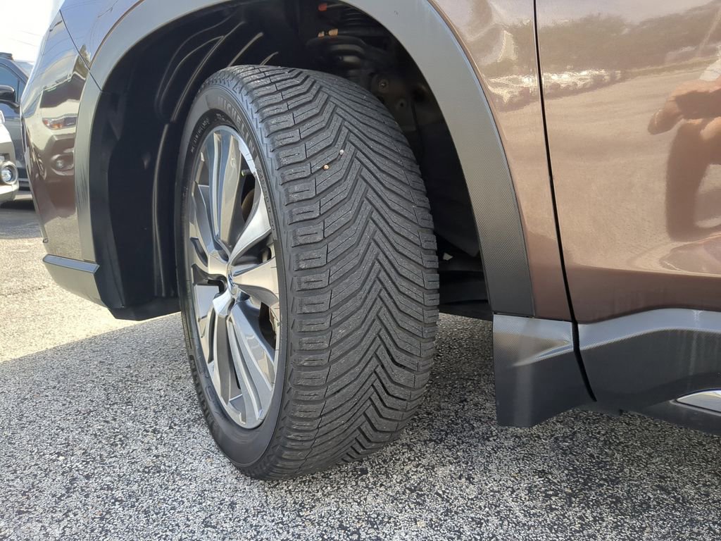 Used 2020 Subaru Ascent Touring w/ Popular Package #2 AWD/4WD image 37