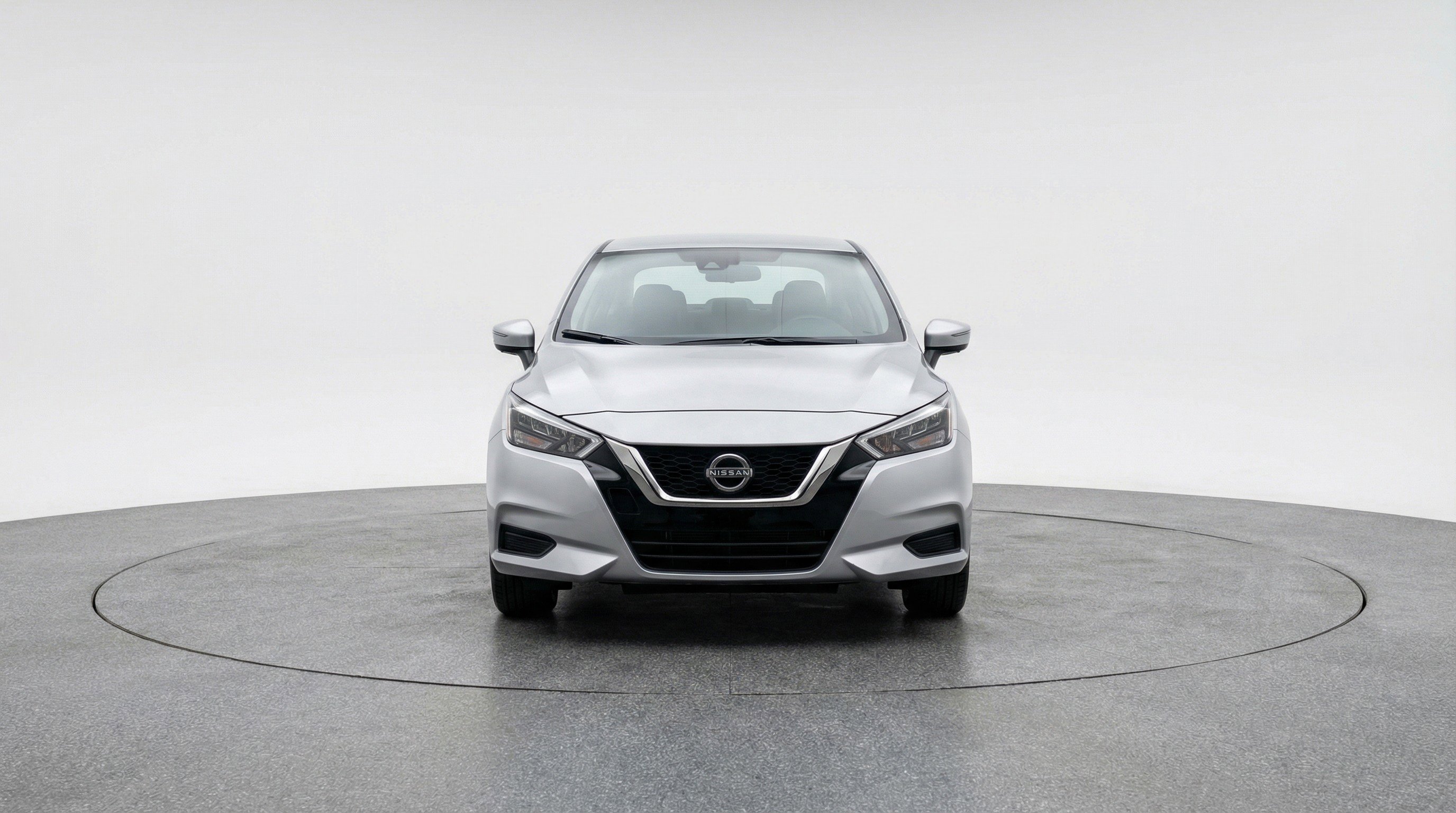 Used 2025 Nissan Versa SV FWD image 2