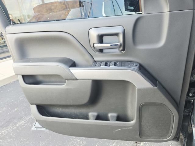 Used 2018 Chevrolet Silverado 1500 LT w/ All Star Edition AWD/4WD image 18