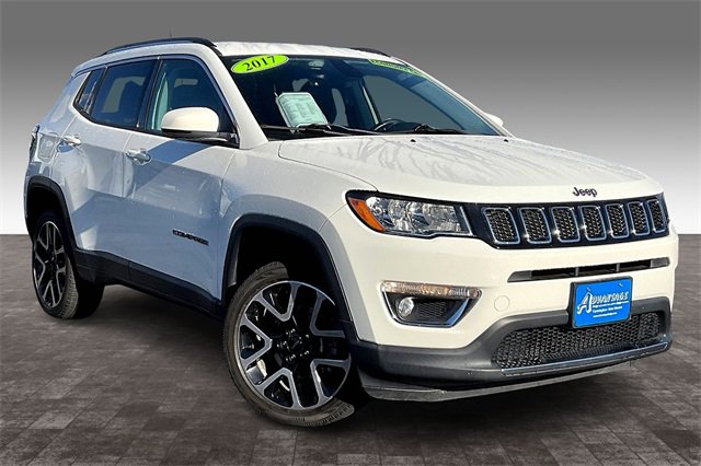 Used 2017 Jeep Compass Limited w/ Navigation Group image 11