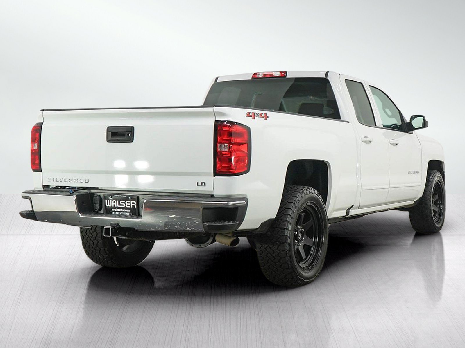 Used 2019 Chevrolet Silverado 1500 LT AWD/4WD image 5