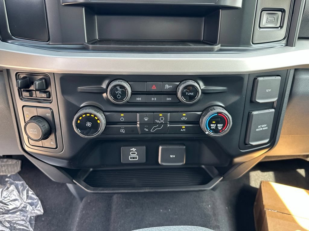 New 2026 Ford F350 XLT AWD/4WD image 23