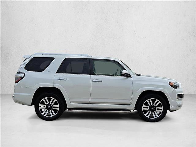 Used 2017 Toyota 4Runner Limited AWD/4WD image 4