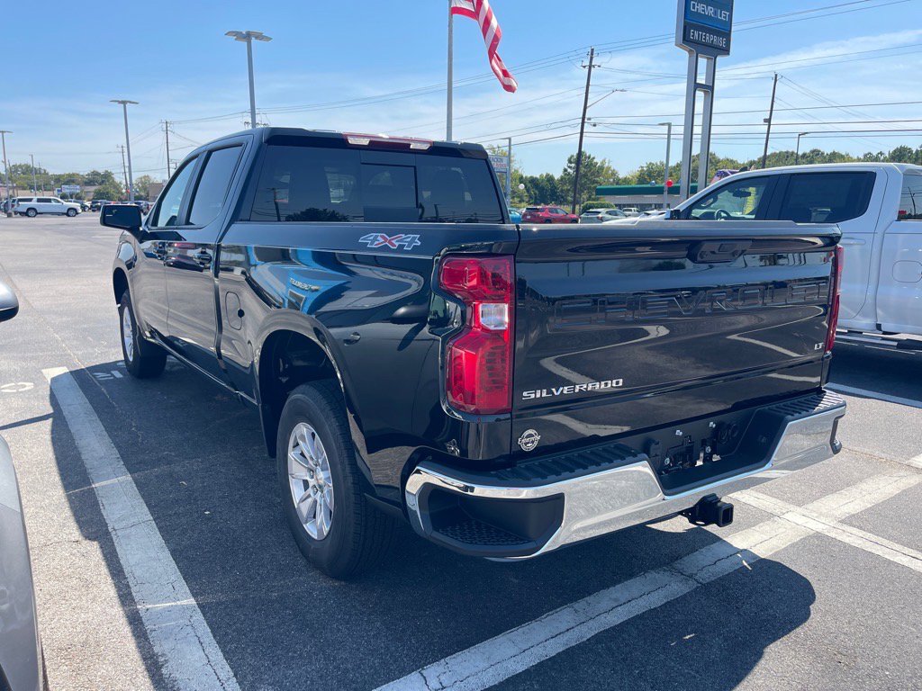 New 2026 Chevrolet Silverado 1500 LT w/ Leather Package image 12