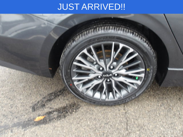 Used 2024 Kia Forte GT-Line FWD image 23