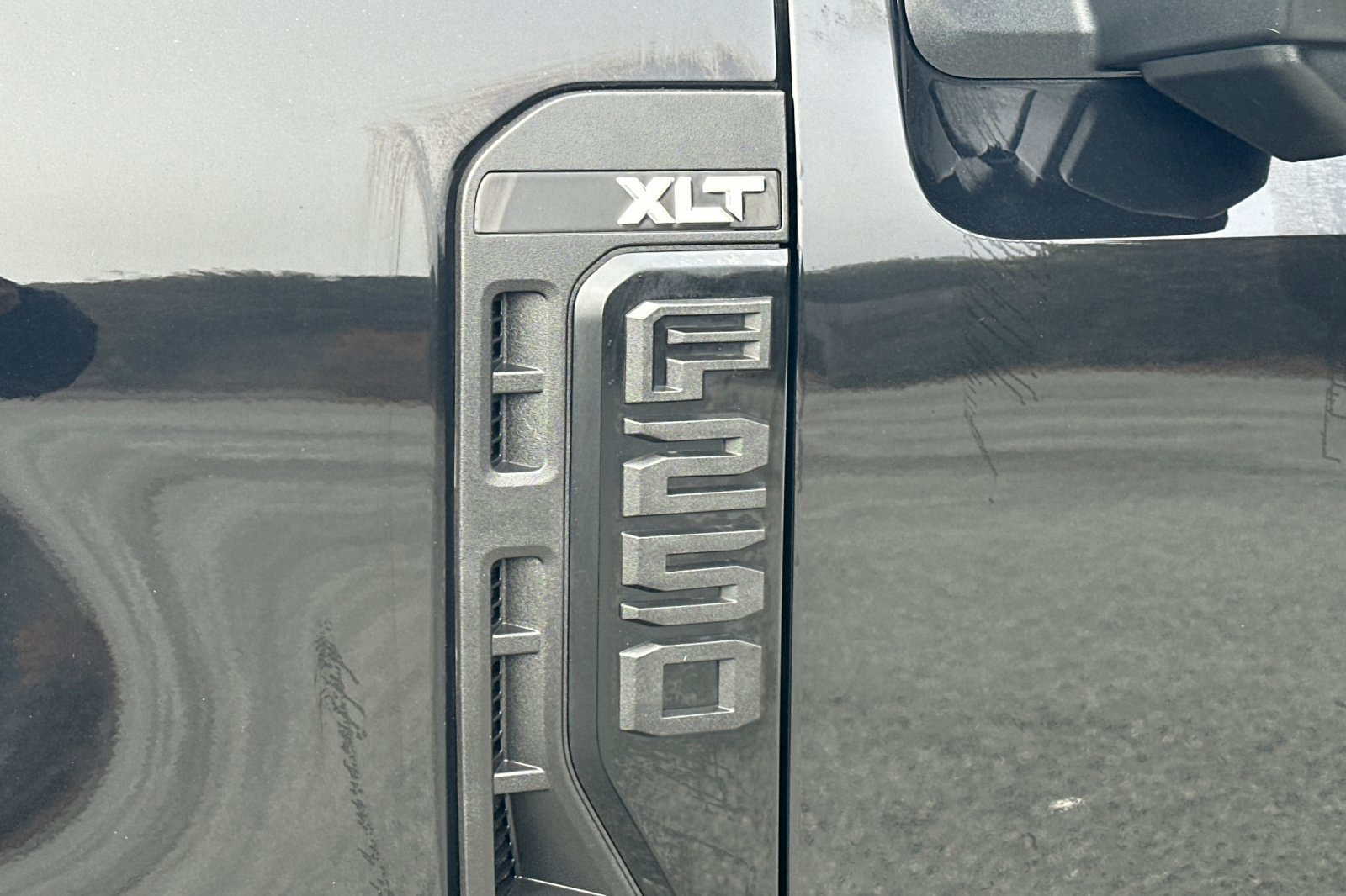 Used 2024 Ford F250 XLT w/ XLT Premium Package AWD/4WD image 24