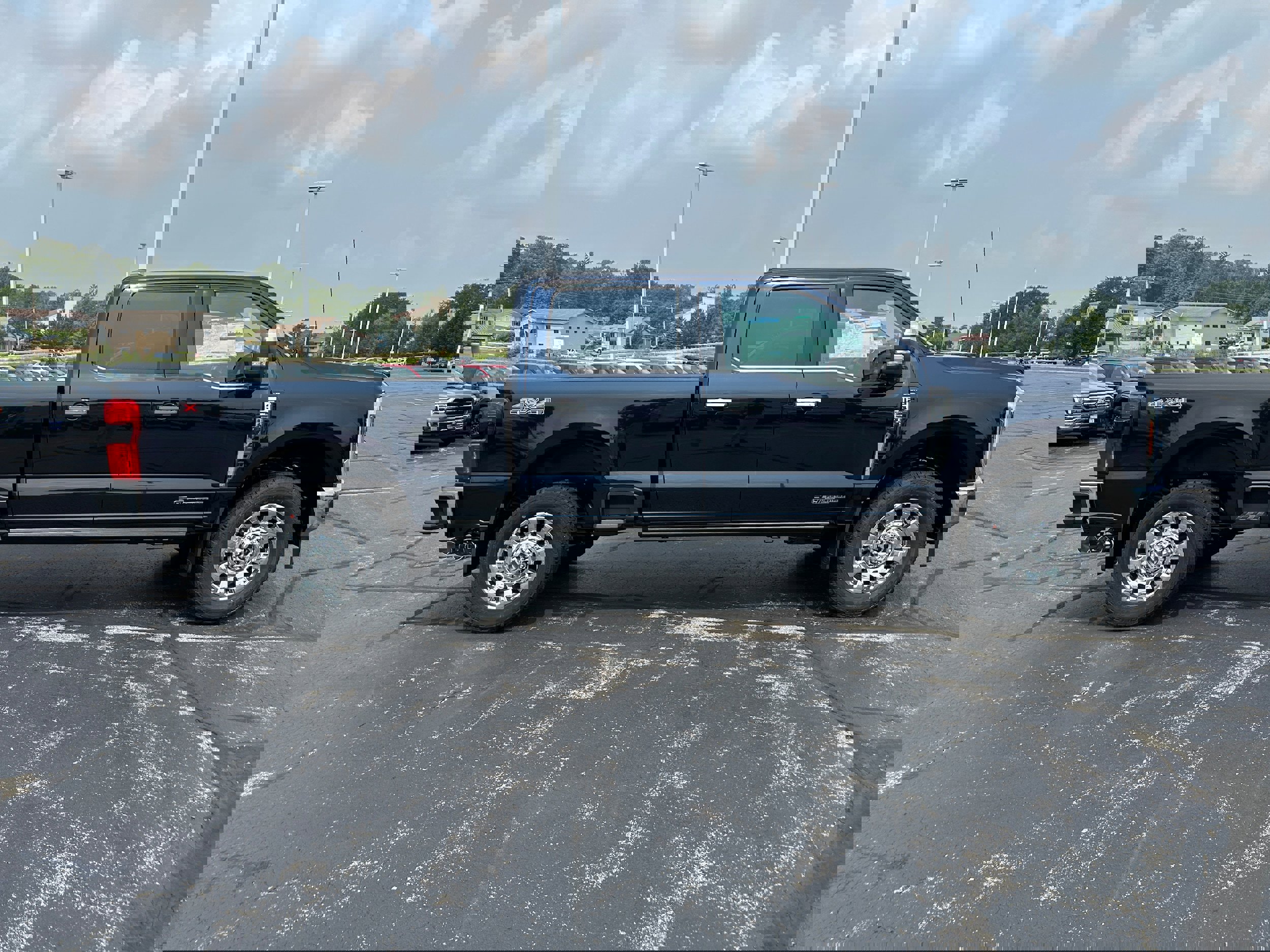 New 2025 Ford F350 Lariat w/ Lariat Ultimate Package image 5