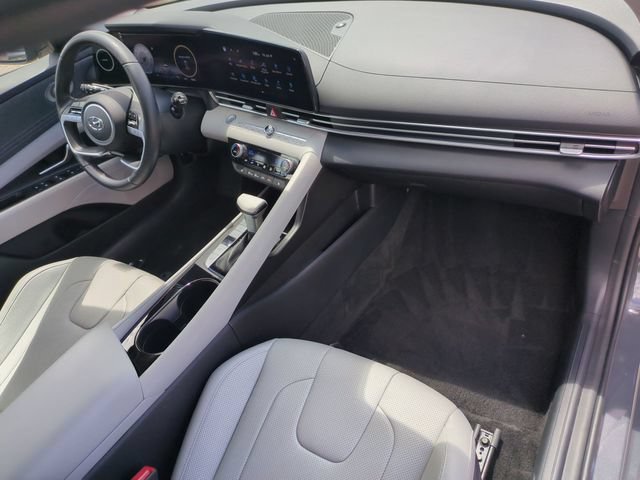 Certified 2023 Hyundai Elantra Limited FWD image 19