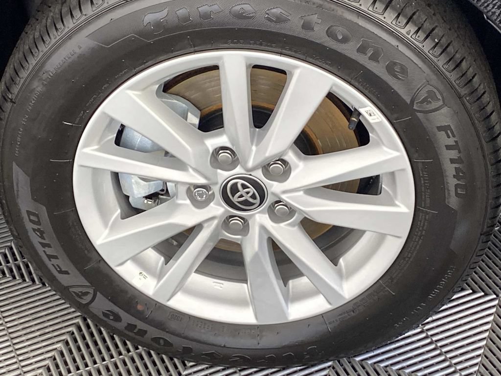 Used 2026 Toyota Camry LE FWD image 24