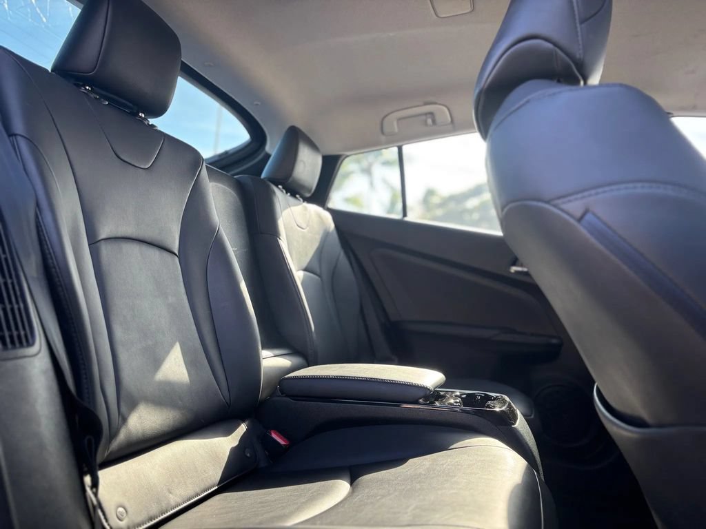 Used 2018 Toyota Prius Prime Plus FWD image 12