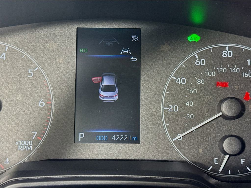 Used 2023 Toyota Corolla LE w/ Carpet Mat Package (TMS) FWD image 15