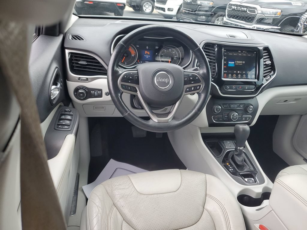 Certified 2019 Jeep Cherokee Limited w/ Luxury Group FWD image 10
