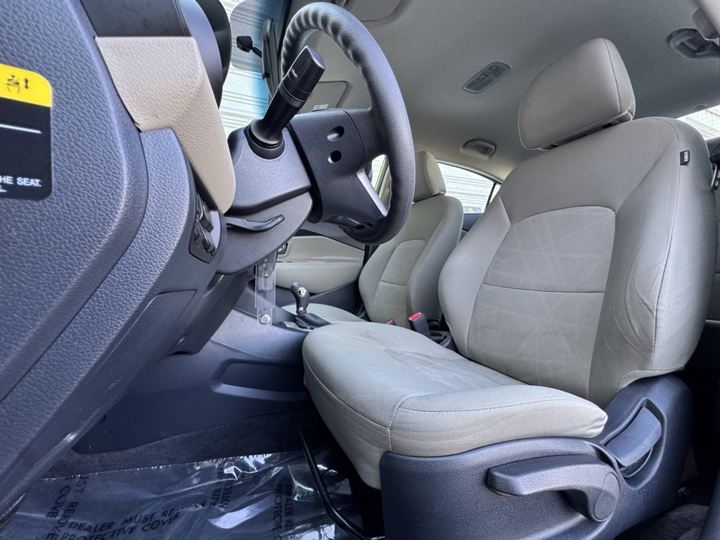 Used 2016 Kia Rio LX image 9
