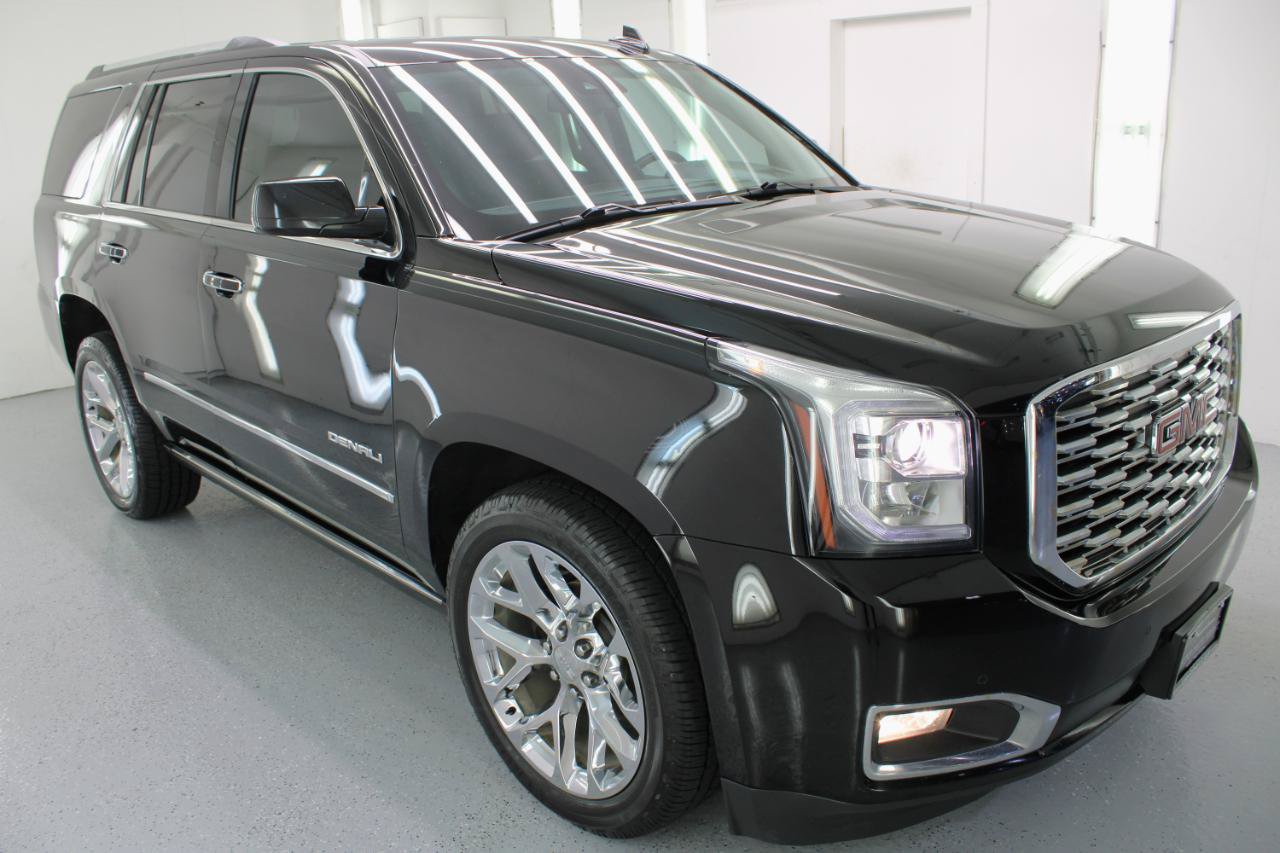 Used 2020 GMC Yukon Denali w/ Denali Premium Package AWD/4WD image 10