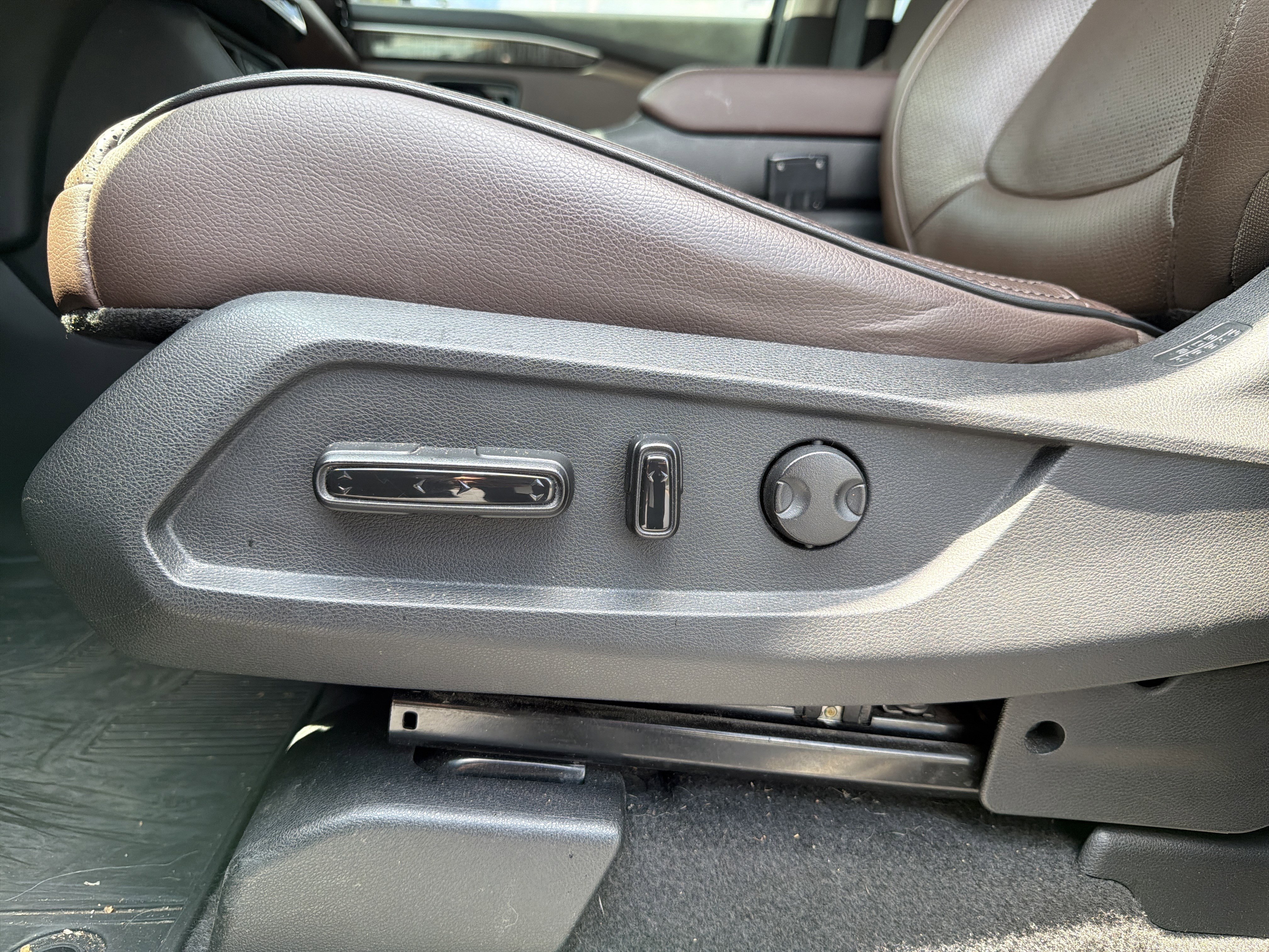 Used 2024 Honda Pilot Elite image 17