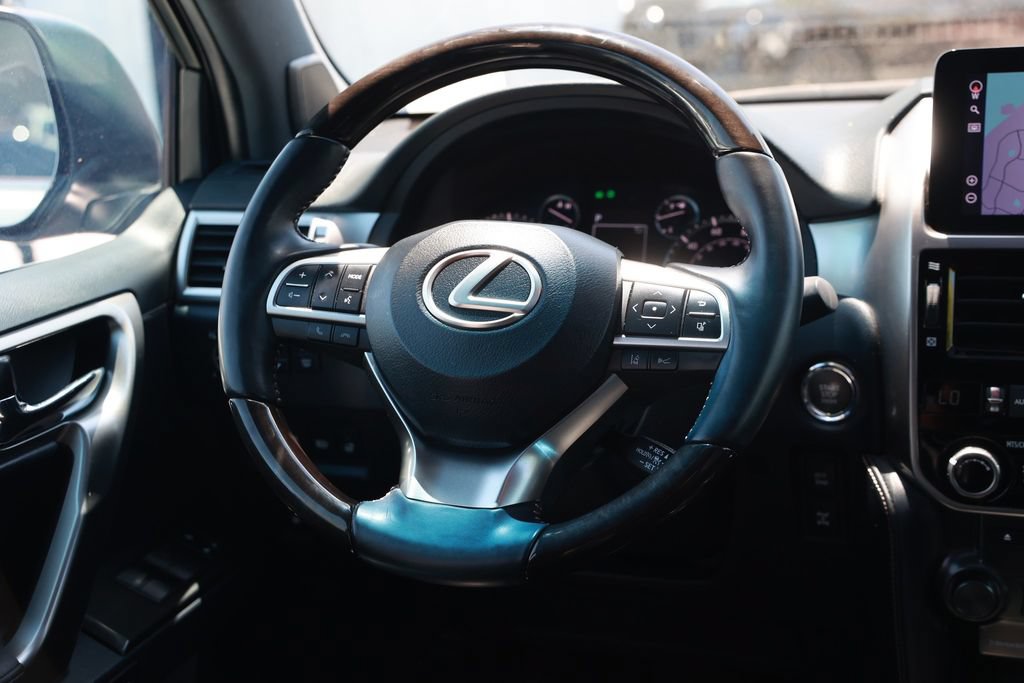 Used 2023 Lexus GX 460 Luxury w/ Off Road Package AWD/4WD image 27