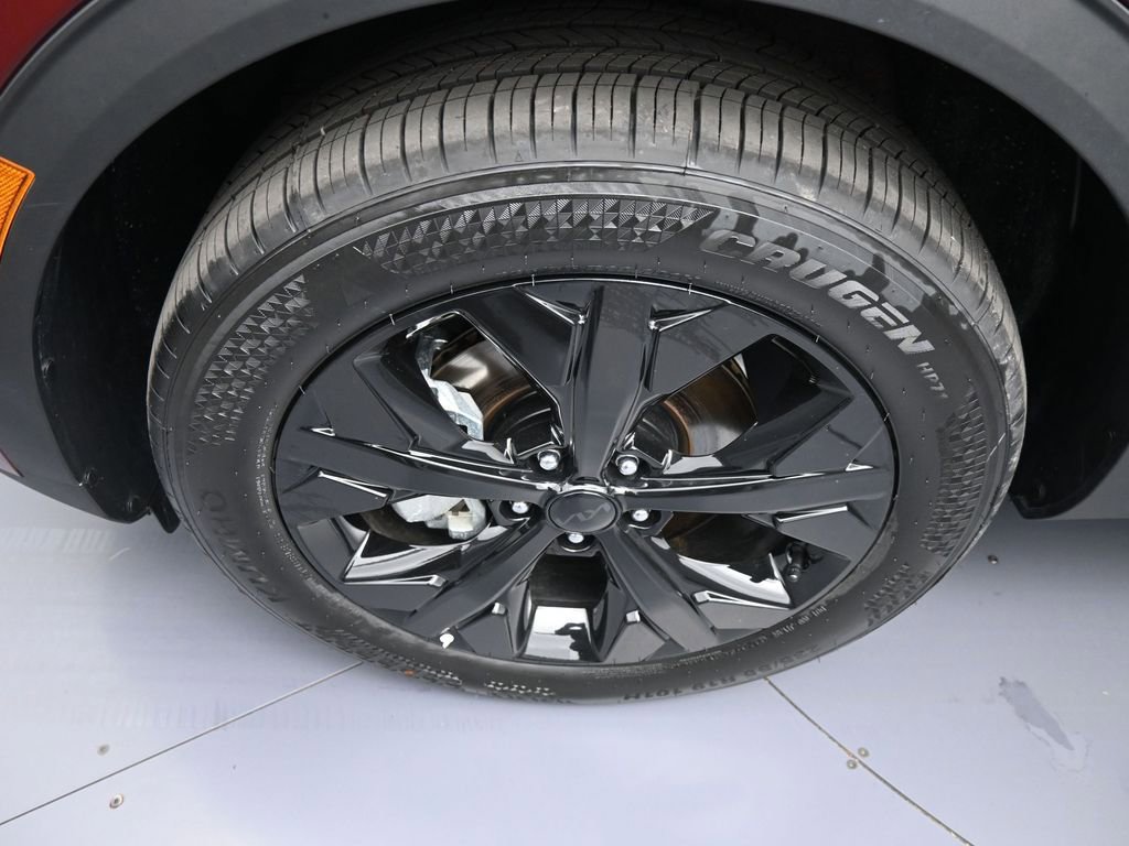 Certified 2025 Kia Sportage X-Line w/ Premium Package AWD/4WD image 14