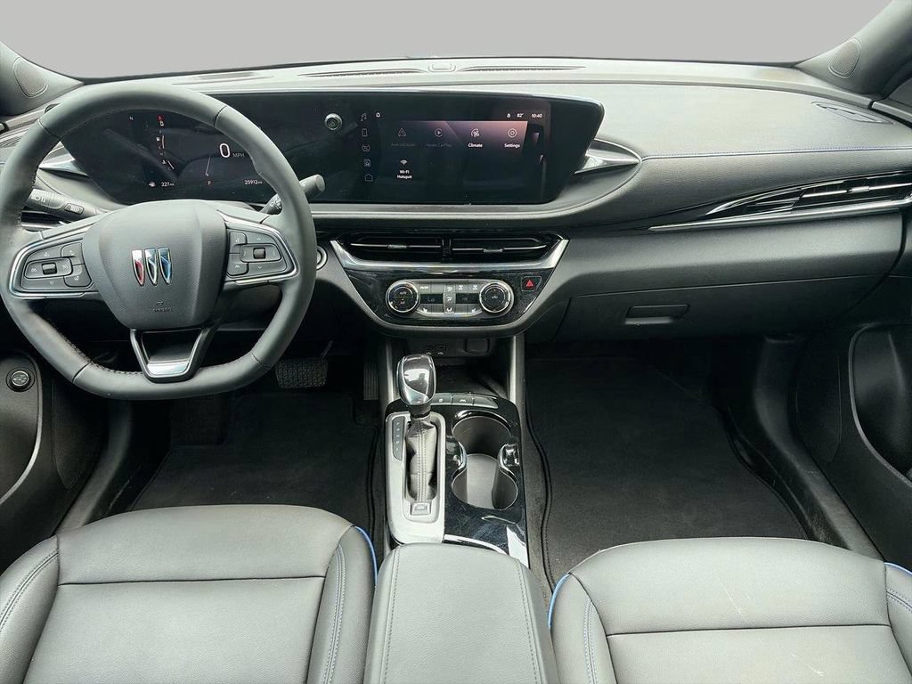 Used 2024 Buick Envista Sport Touring w/ Convenience I Package FWD image 10