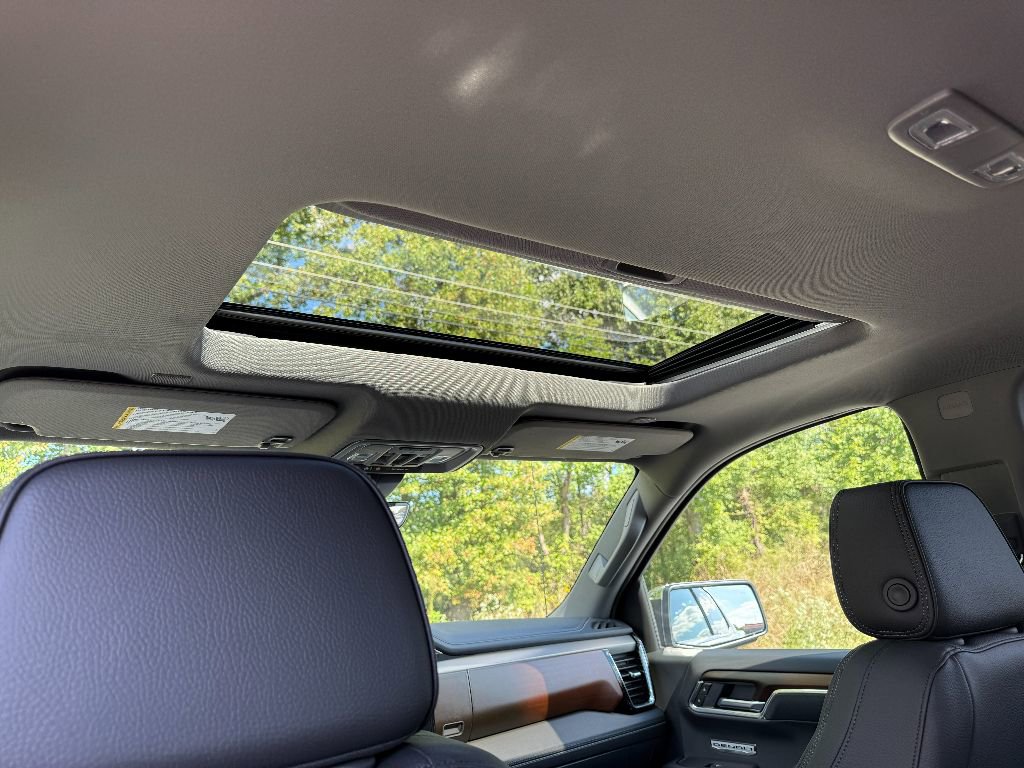 New 2026 GMC Sierra 1500 Denali w/ Denali Reserve Package image 4