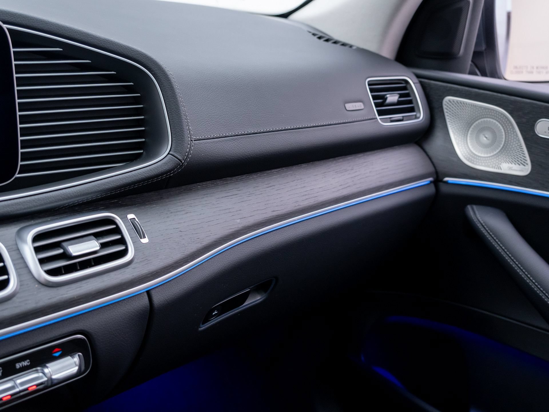 New 2026 Mercedes-Benz GLS 450 4MATIC image 32