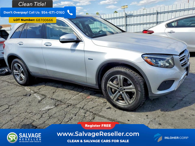 Used 2019 Mercedes-Benz GLC 350e 4MATIC image 5