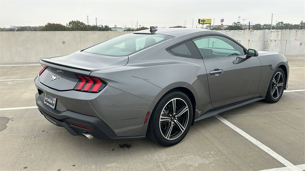 Used 2024 Ford Mustang Premium image 12