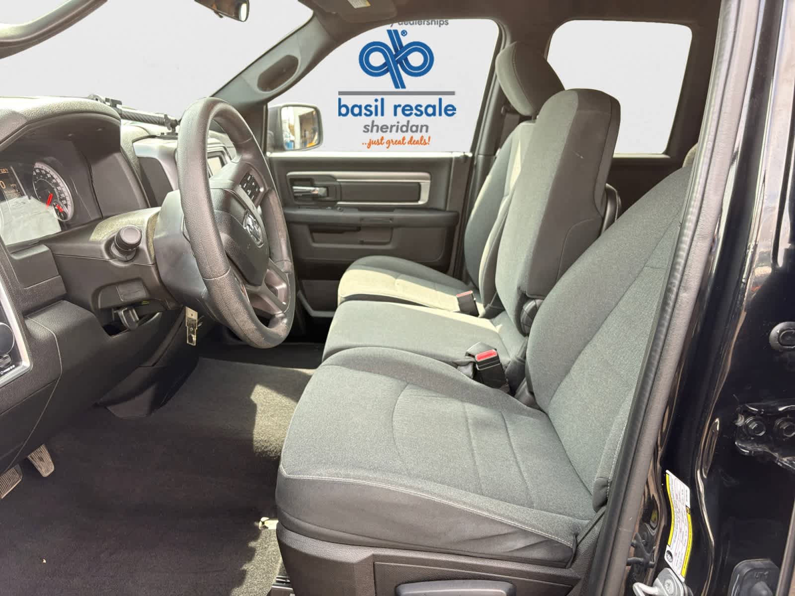 Used 2022 RAM 1500 Classic Warlock image 10