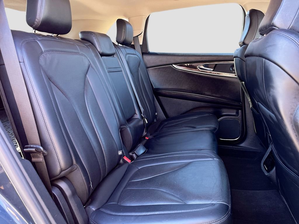 Used 2021 Lincoln Nautilus Reserve AWD/4WD image 29