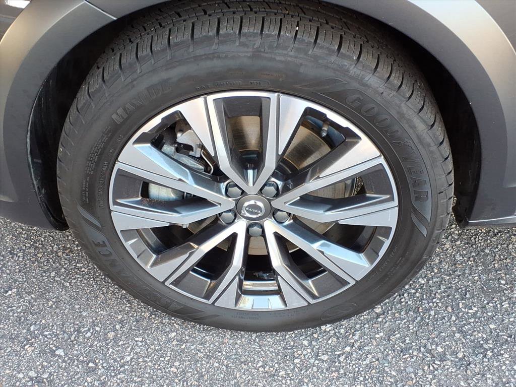 Certified 2021 Volvo V90 T6 Cross Country w/ Climate Package image 12