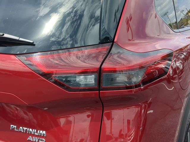 Used 2021 Nissan Rogue Platinum AWD/4WD image 11