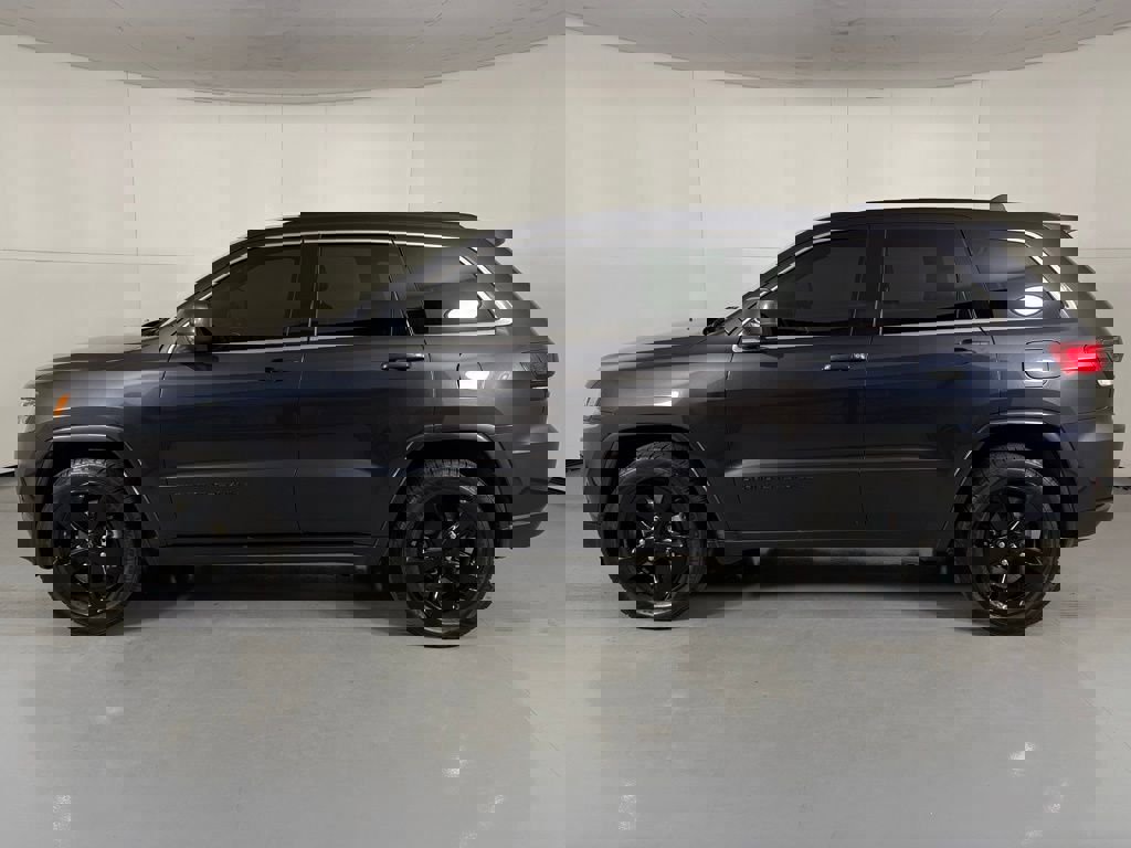 Used 2015 Jeep Grand Cherokee Altitude image 5