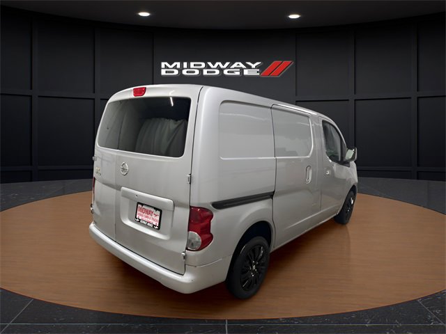 Used 2013 Nissan NV200 SV w/ Technology Pkg image 4