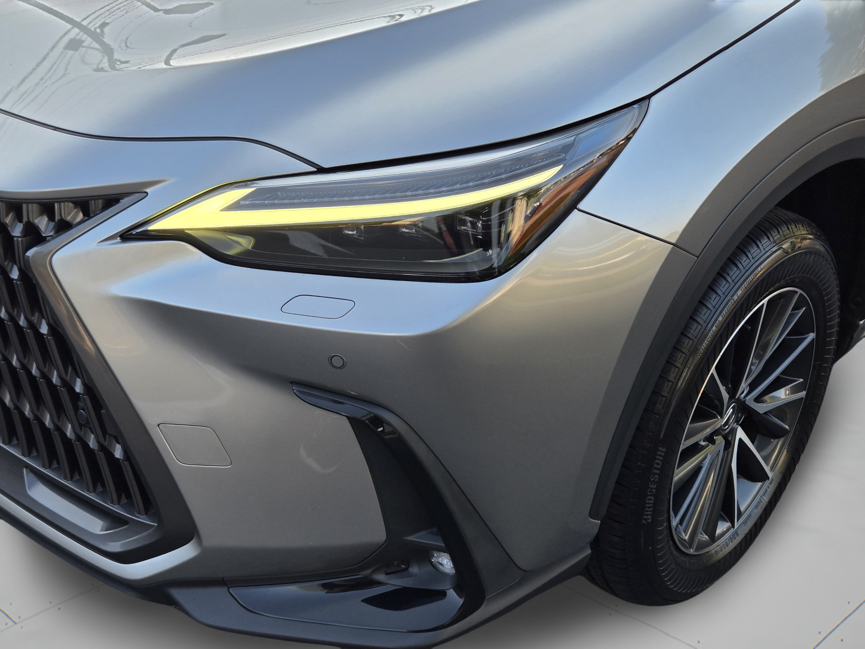 Certified 2025 Lexus NX 350 AWD w/ Accessory Package (2T) image 9