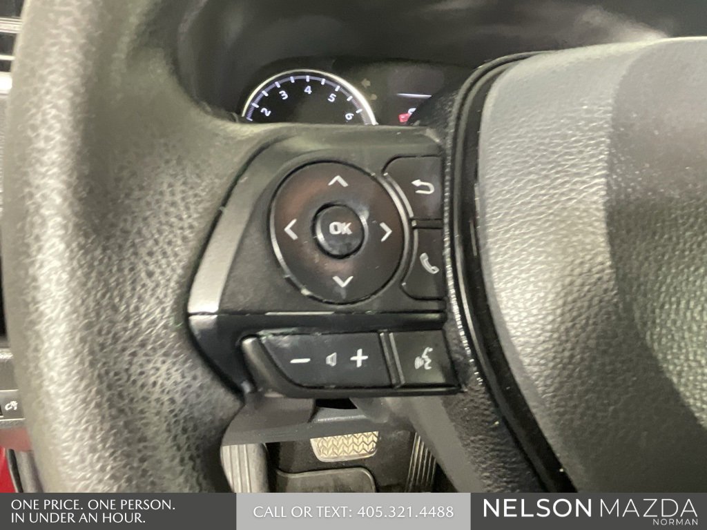 Used 2021 Toyota RAV4 XLE image 42