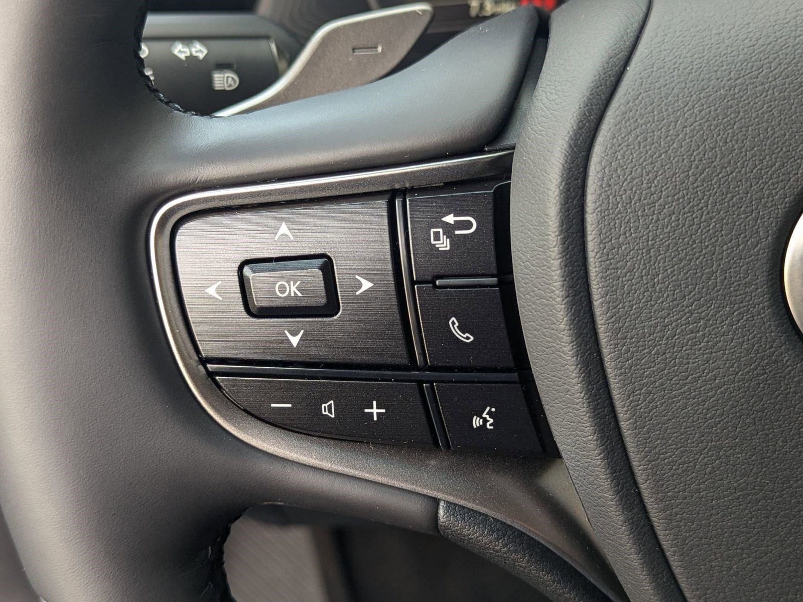 New 2025 Lexus ES 350 ES 350 Luxury image 27