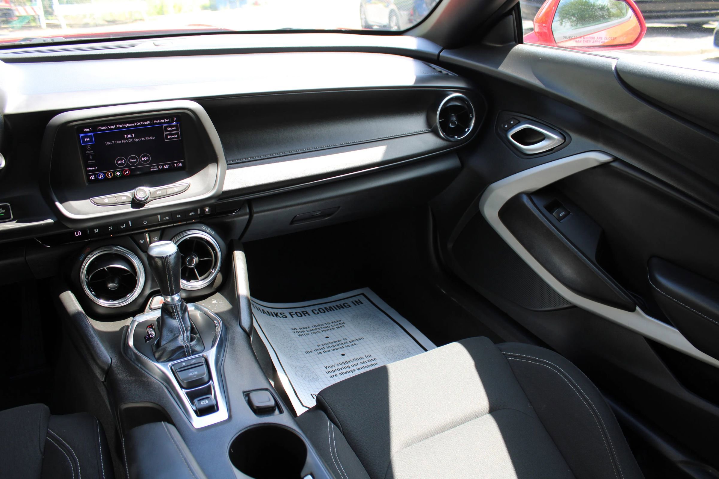 Used 2022 Chevrolet Camaro LT RWD image 17