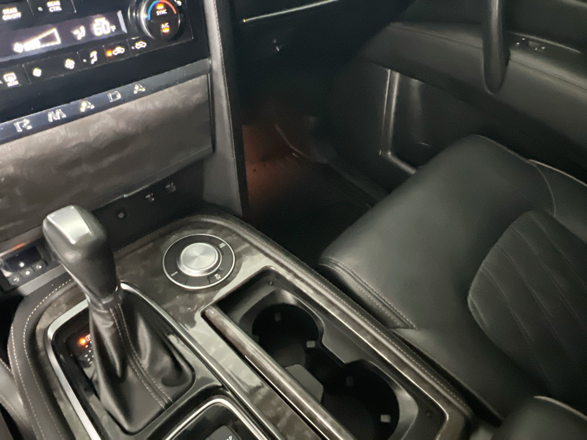 Used 2021 Nissan Armada Platinum w/ Captain's Chairs Package RWD image 25