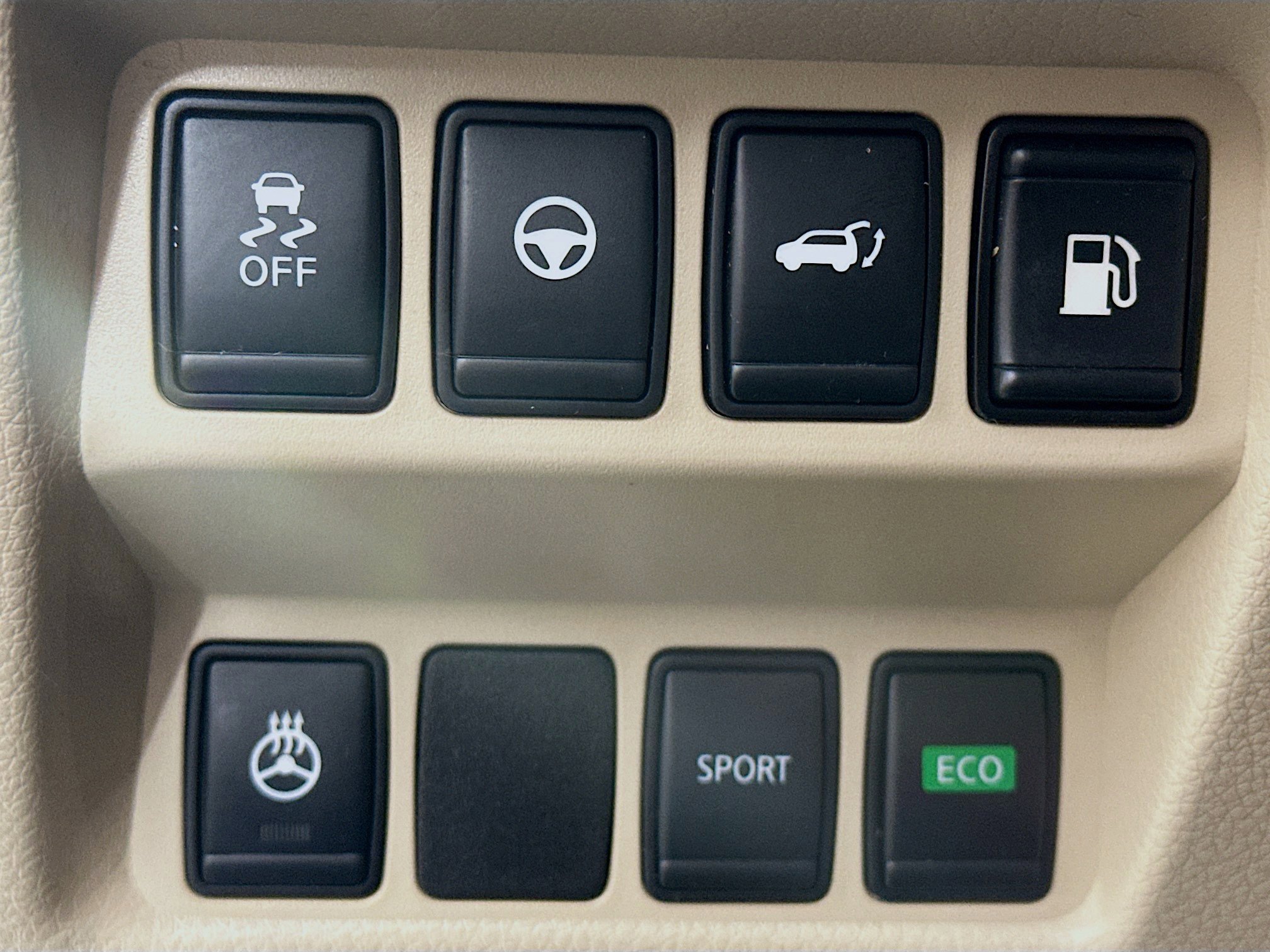 Used 2018 Nissan Rogue SL w/ Premium Package image 16