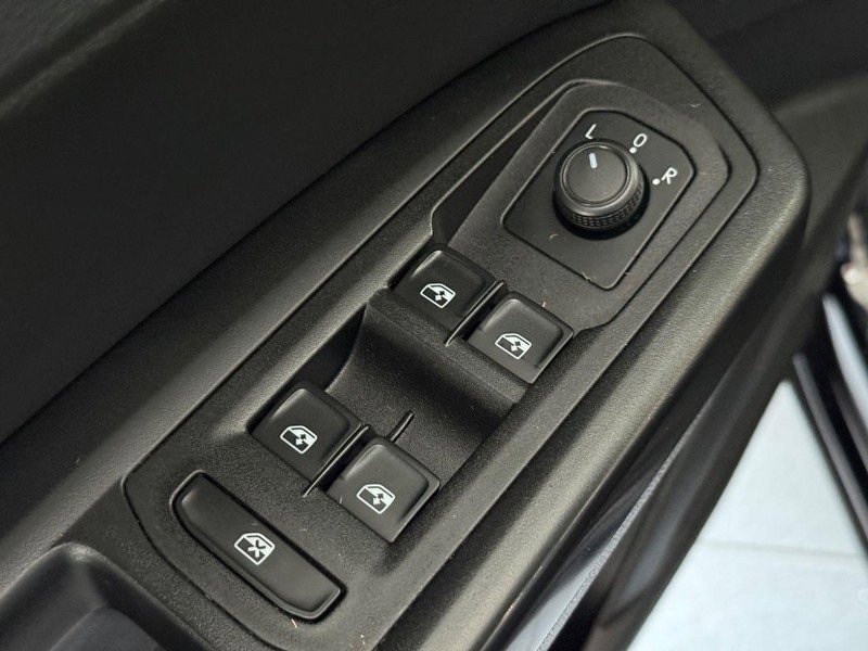 Used 2021 Volkswagen Atlas SEL image 21