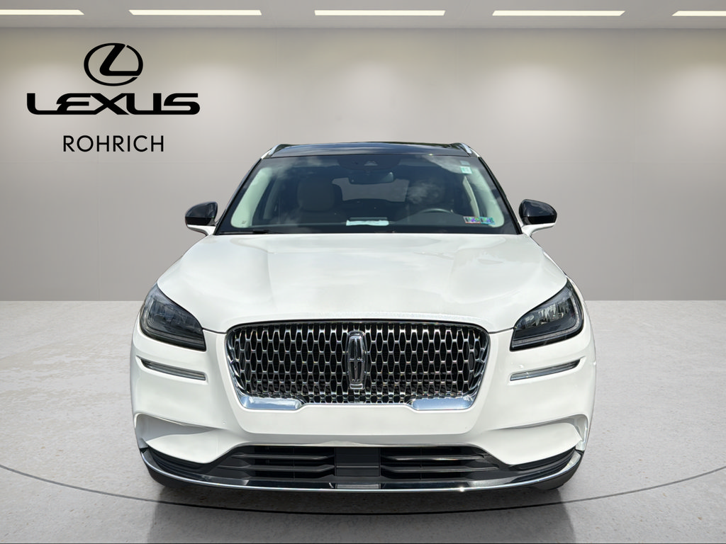Used 2020 Lincoln Corsair AWD w/ Premium Package image 2