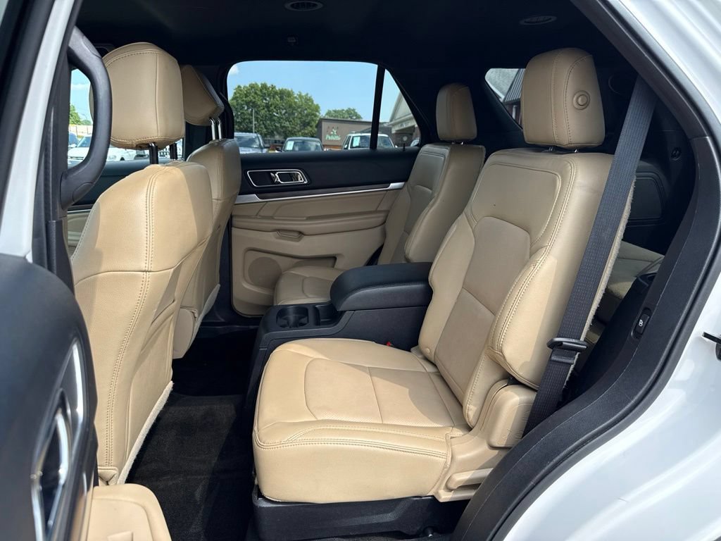 Used 2016 Ford Explorer Limited AWD/4WD image 41