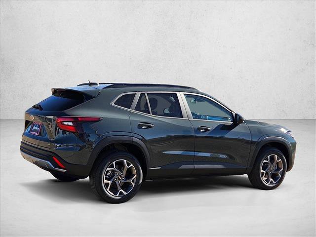 New 2026 Chevrolet Trax LT w/ Driver Confidence Package image 2